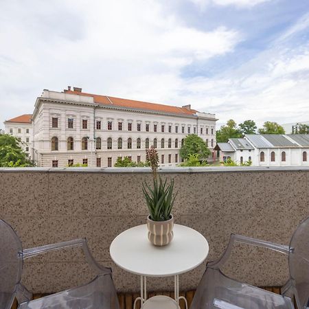 Luxy Central Spacious & Cozy Residence With Balcony بودابست المظهر الخارجي الصورة